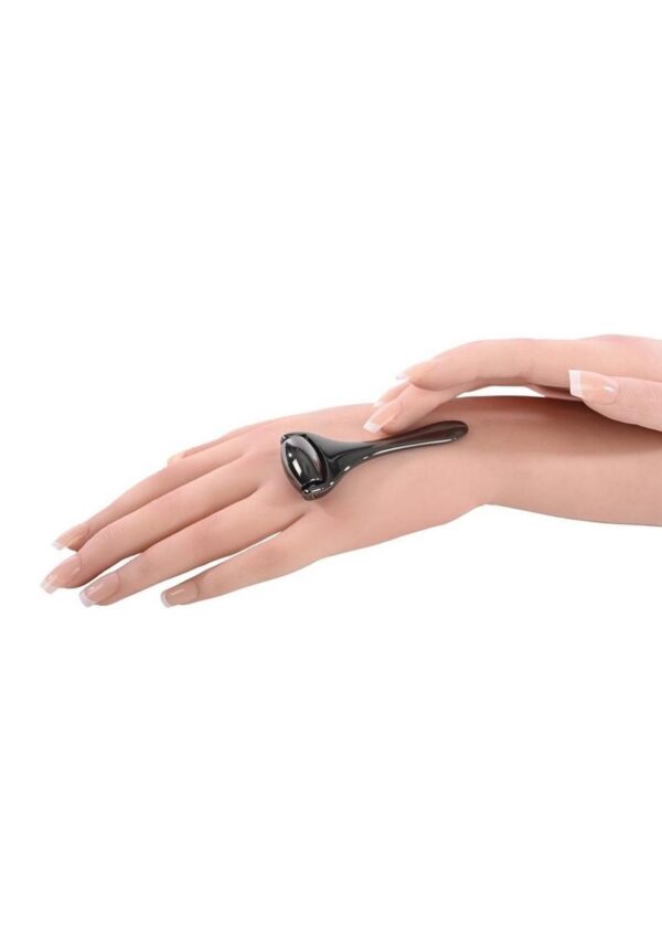 Sex and Mischief Ex`s andamp; Oh`s Temperature Play Sensory Roller - Black - Image 4