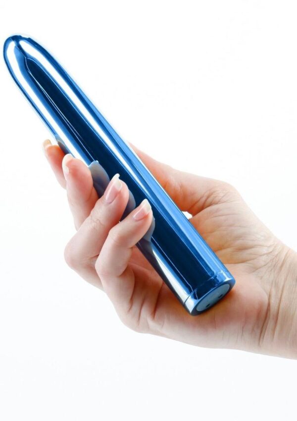 Chroma Classic Rechargeable Vibrator 7in - Blue - Image 3