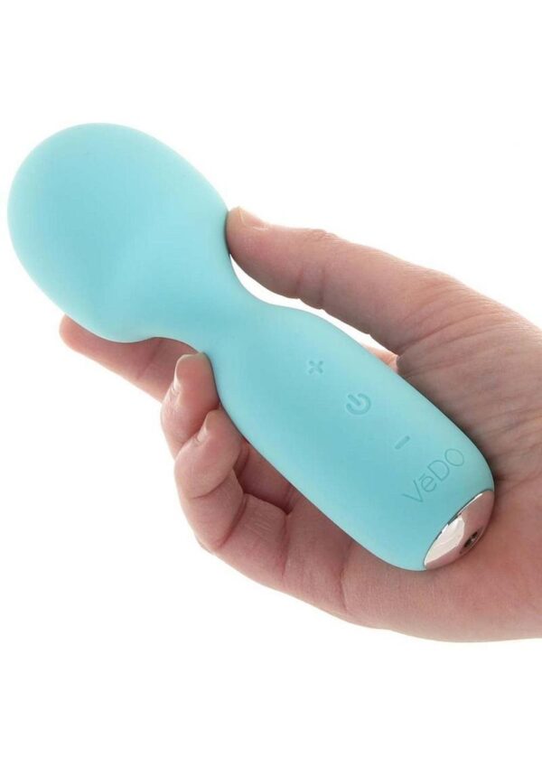 VeDO Wini Silicone Rechargeable Mini Wand Massager - Tease Me Turquoise - Image 4