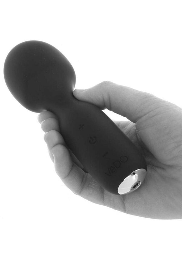 VeDO Wini Silicone Rechargeable Mini Wand Massager - Just Black - Image 4