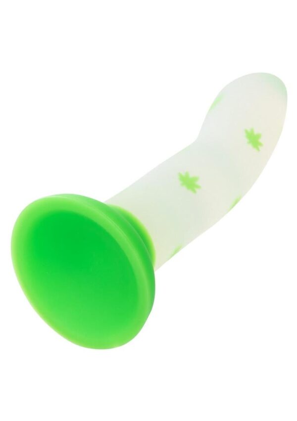 Glow Stick Leaf Silicone Glow in the Dark Dildo with Suction Base - Green - Image 3