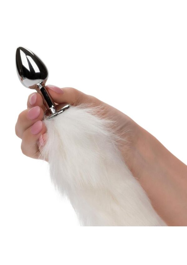 Running Wild Faux Fur Tail and Metallic Anal Plug - White - Image 4